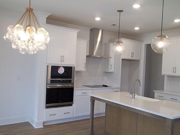 2nd image of 3517 Lafave Ln