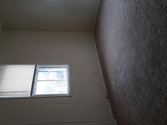 5th image of 710 Dayton Ave APT 2