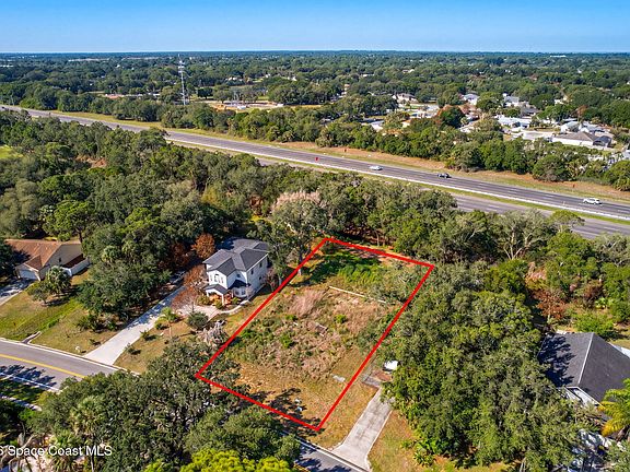 4th image of 750 Riviera Dr NE