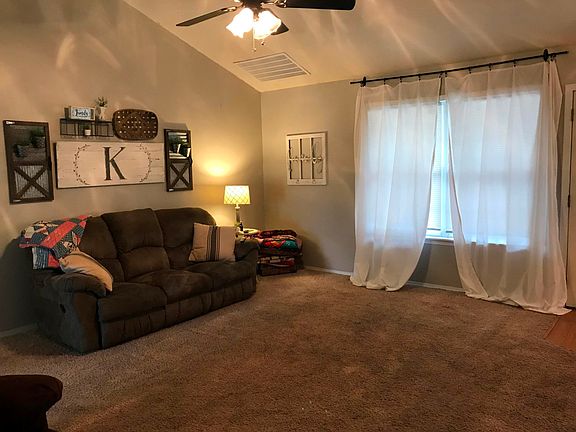 EC429EC2-6D30-45CA-B4DA-AB356F9D6B87