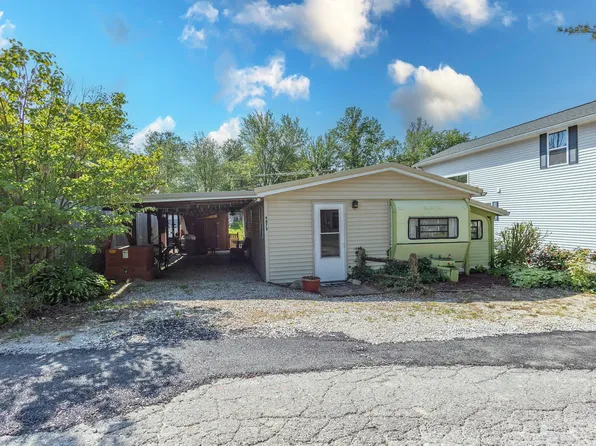 4073 Van Bibber Lake Est, Greencastle, IN 46135