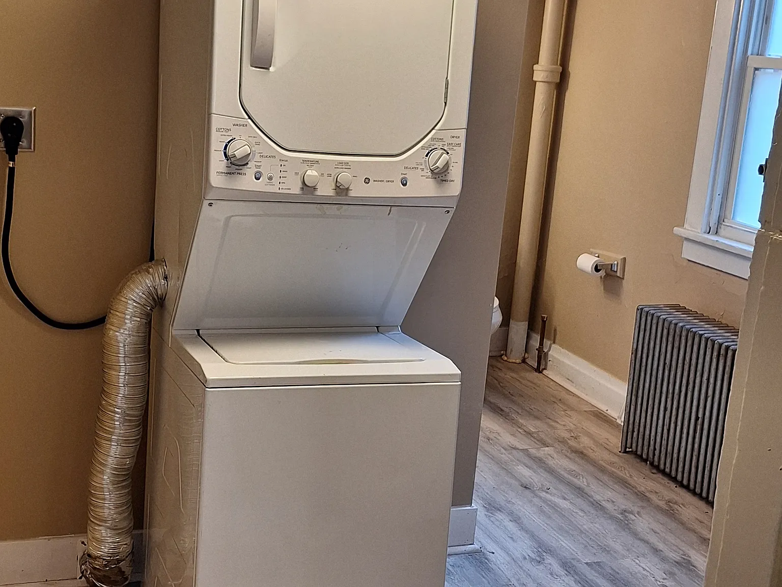 2 bed, 2086 sqft, $1,250 — Photo 4