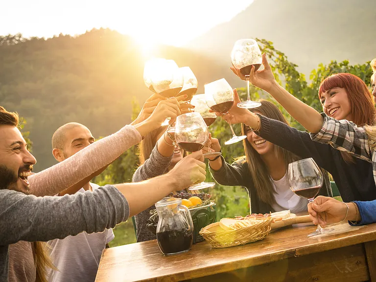 Experience authentic Hill Country living at The Bluewood, where beautiful surroundings and modern apartment homes come together