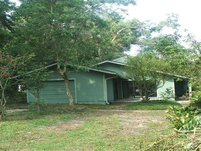 1st image of 2034 Plantation Dr