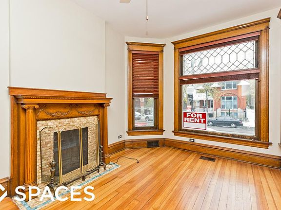 2nd image of 1125 N Damen Ave