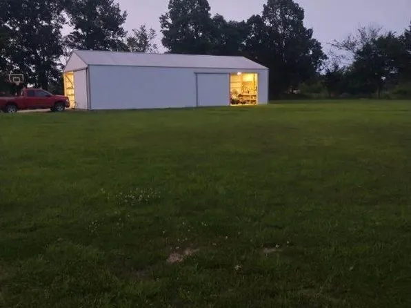 1919 Burnett Road, Seymour, MO 65746
