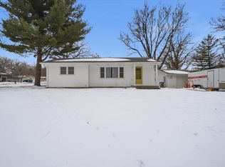 1604 S Forest Rd, Cedar Falls, IA 50613