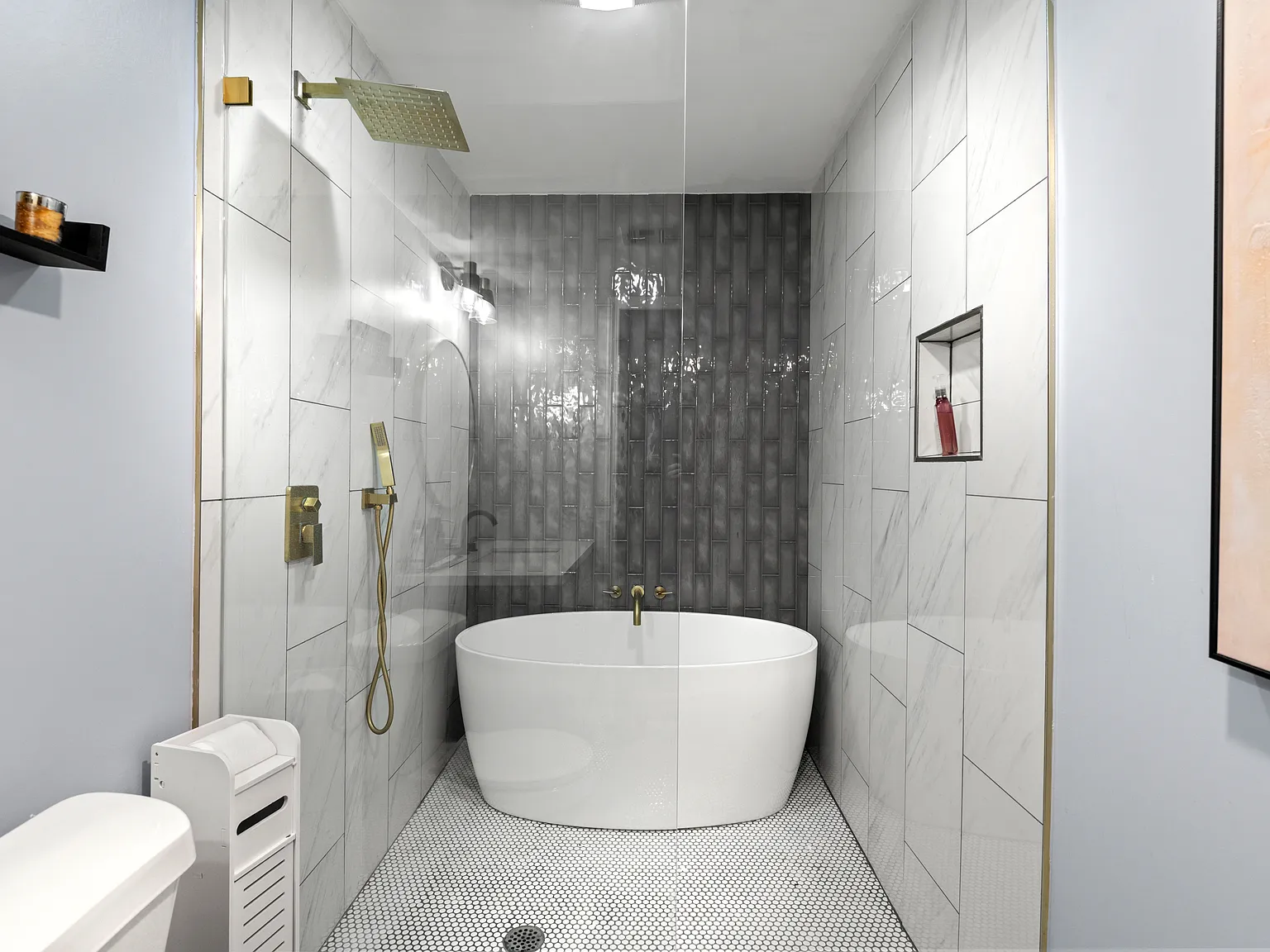 2 bed, 1.5 bath, 1166 sqft, $1,600 — Photo 3