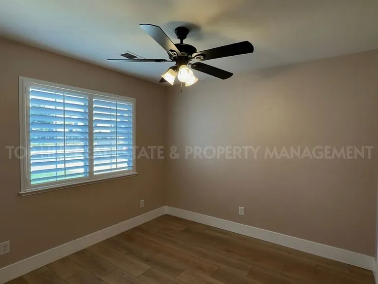 520 Pepper Dr — Photo 5