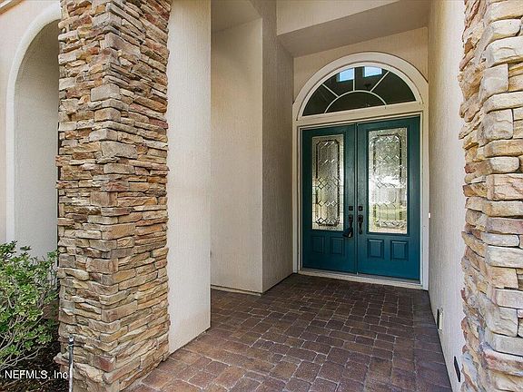 2nd image of 200 PINEHURST POINTE Drive