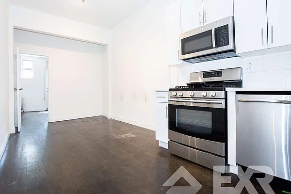 Rented by EXR | media 49