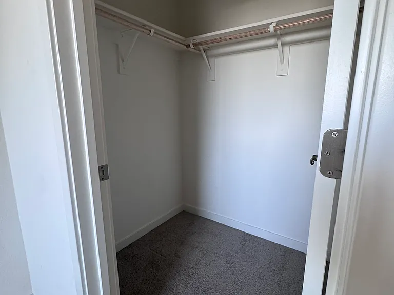 1642 Chanticleer Ln — Photo 21