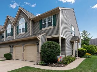 255 Dunridge Cir, Dundee, IL 60118