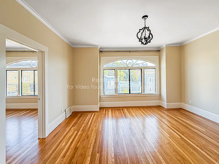 1924 Cabrillo St #3 — Photo 6