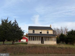 20854 The Woods Rd, Leesburg, VA 20175