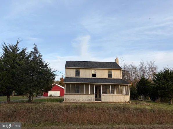 20854 The Woods Rd, Leesburg, VA 20175