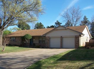 2 Hughes Cir, Shawnee, OK 74804