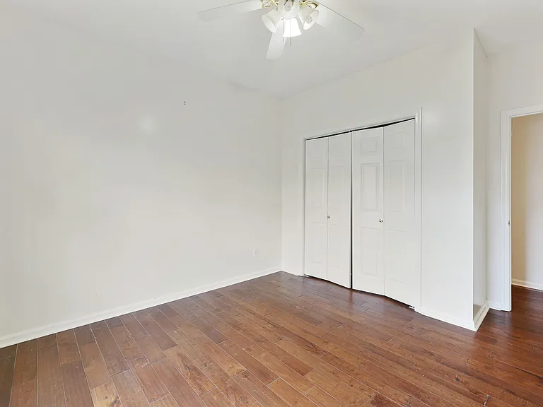 4933 Alexis Dr — Photo 20