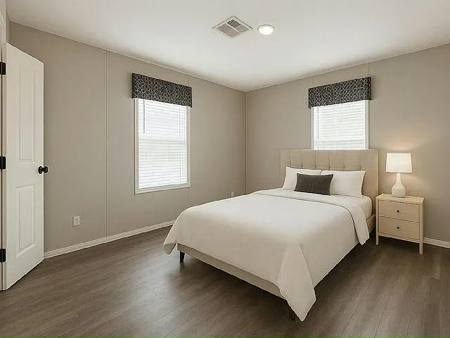 4125 Park St N #117 — Photo 3