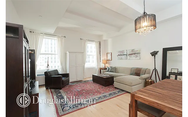 Rented by Douglas Elliman | media 17