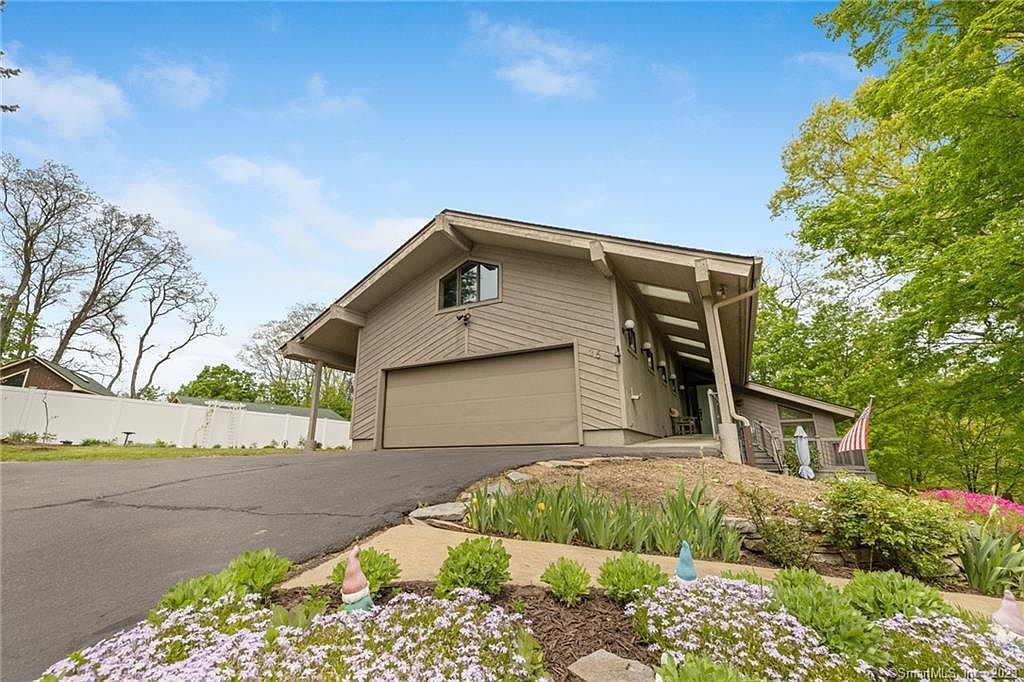 35 Cemetery Rd, East Windsor, CT 06088 Zillow