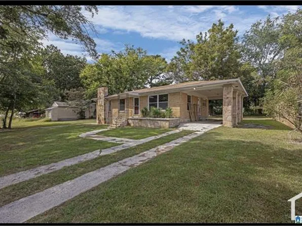 4 21st Ave NW, Birmingham, AL 35215