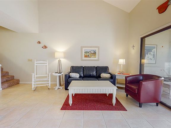 5th image of 18 Village Las Palmas Cir