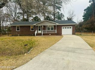 5 Derrick Cir, Havelock, NC 28532