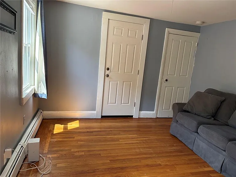 17 Andrews St #1 — Photo 5