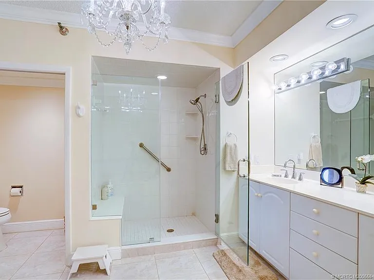 184 NE Edgewater Dr #1001 — Photo 47