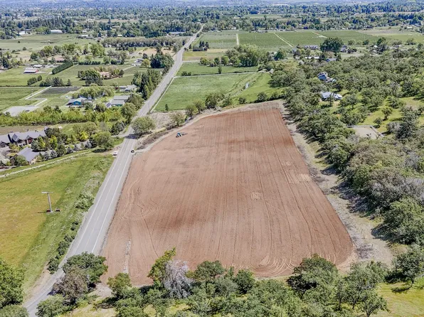 Bellinger Ln, Medford, OR 97501