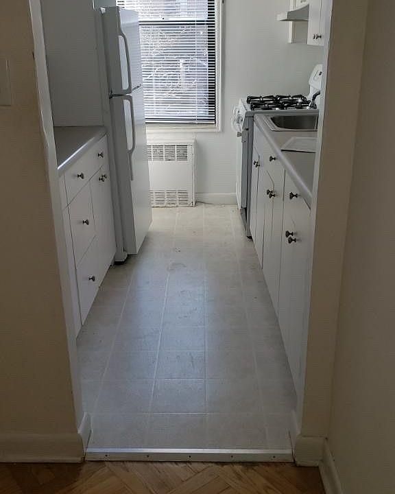 1st image of 4830 40th St APT 2E