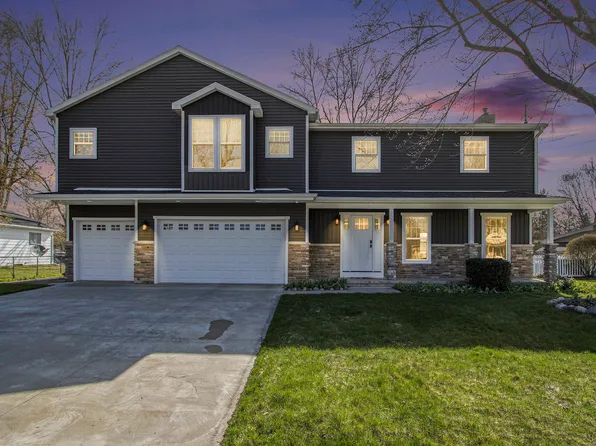 7803 Pickering St, Portage, MI 49024