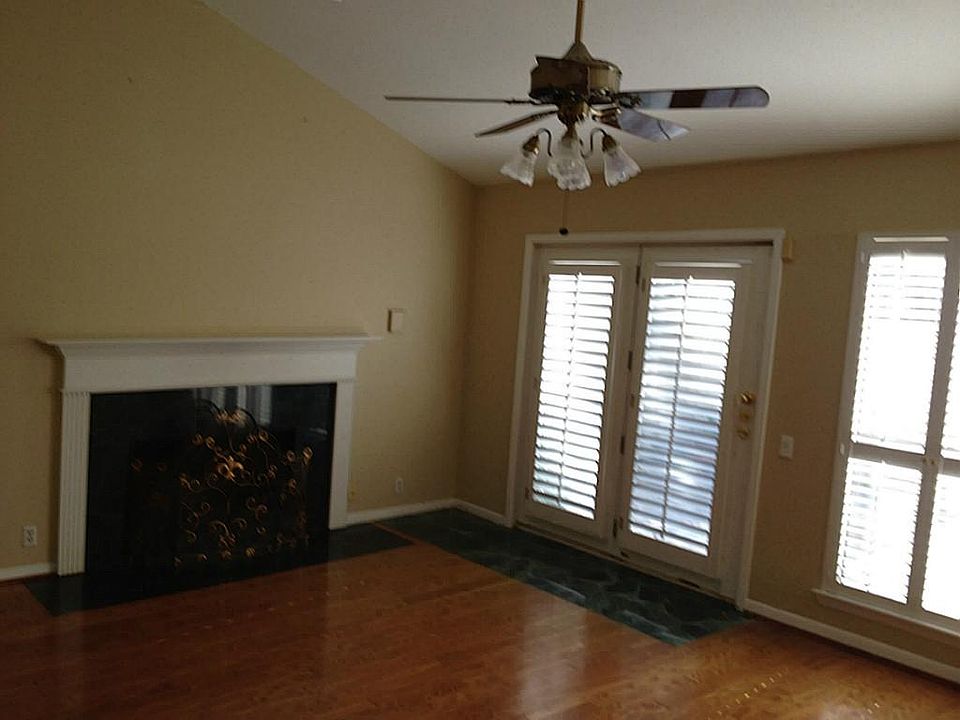 1st image of 1429 Chardonnay Dr