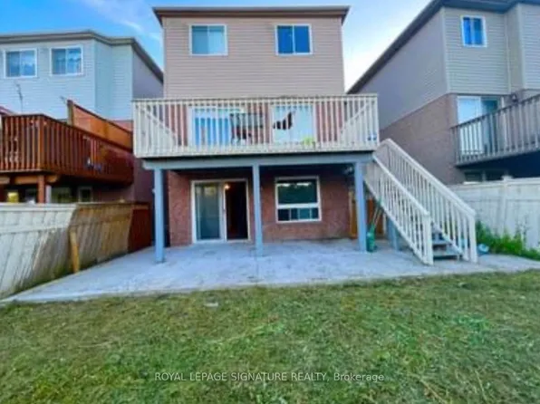 1585 Avonmore Sq, Pickering, ON L1V 7H5