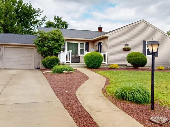 2215 Blair St, Williamsport, PA 17701