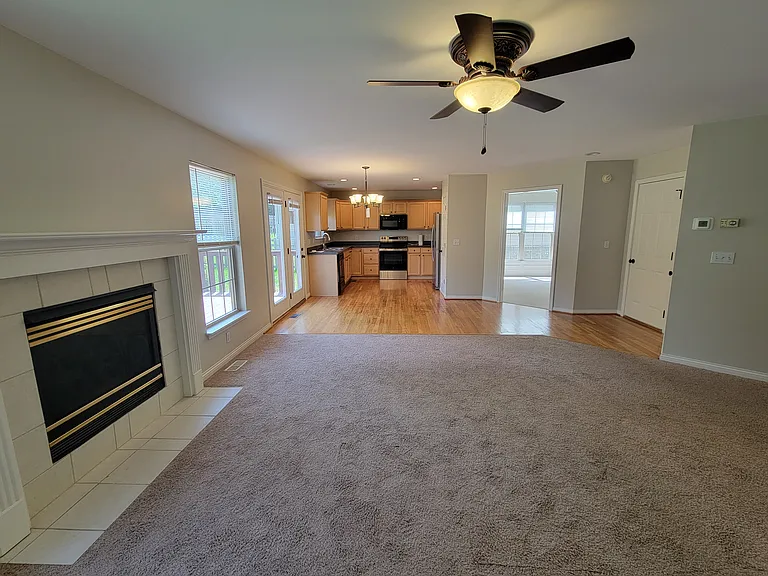 421 Forest Hill Dr — Photo 9