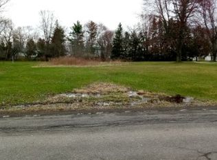 6385 Hamm Rd #11, Lockport, NY 14094