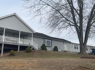 3722 Bay Rd, Street, MD 21154