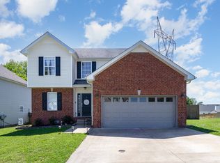 1256 Apple Blossom Rd, Clarksville, TN 37042