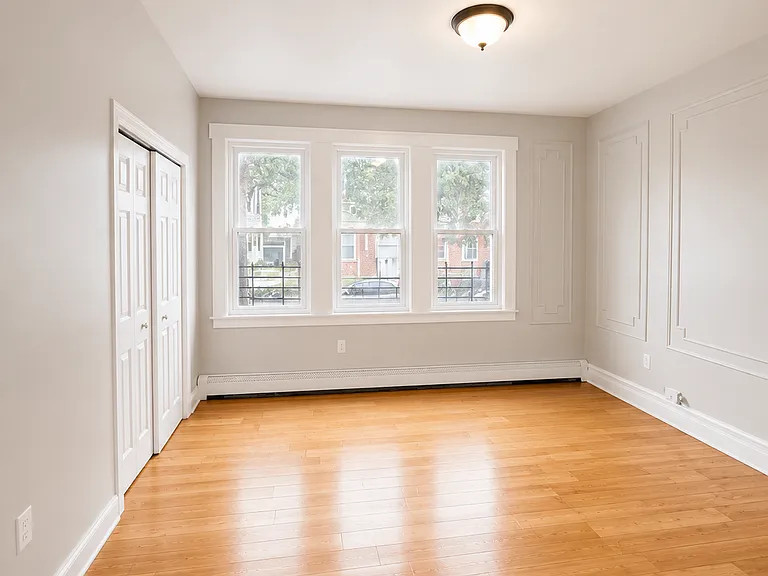 46 Underwood St #1B — Photo 4