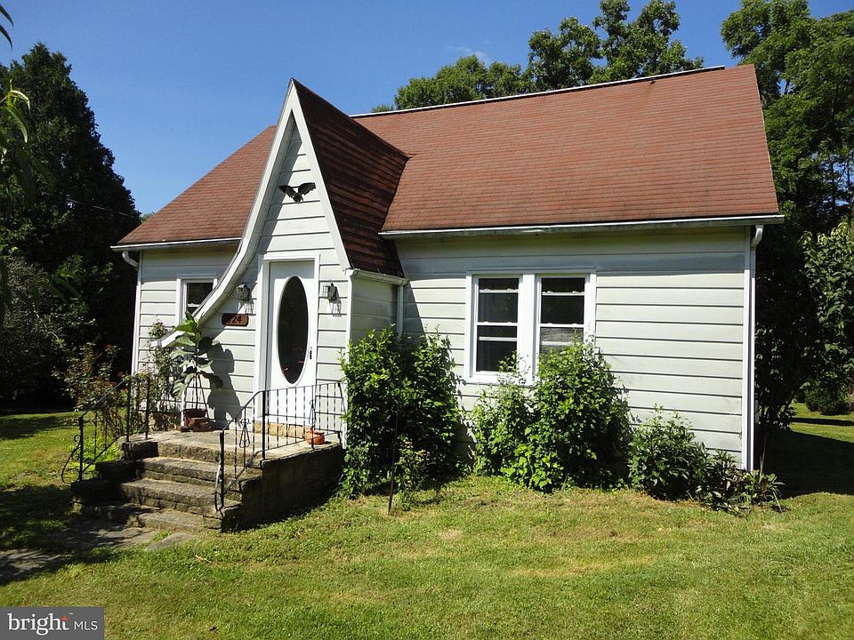 1st image of 624 Plank Rd
