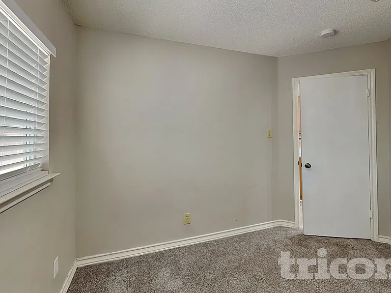 9503 Arcade Rdg — Photo 12