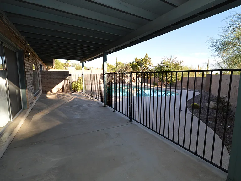 7722 E Knollwood Cir — Photo 19