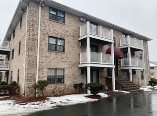 14 Kenmar Dr UNIT 102, Billerica, MA 01821