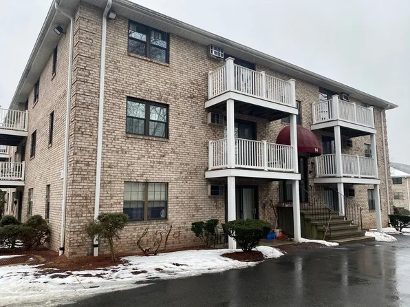 14 Kenmar Dr Unit 102, Billerica, MA 01821