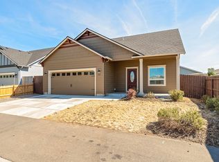 832 Nicholas Lee Dr, Medford, OR 97501