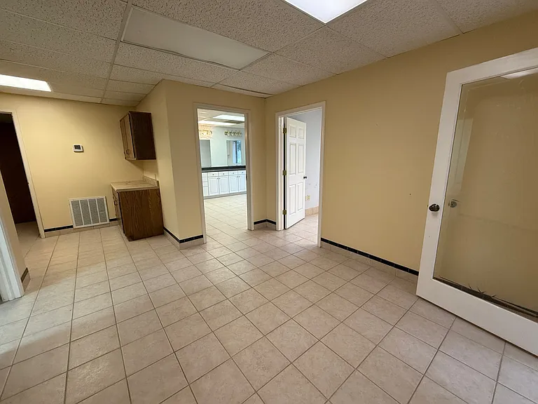 1230 Woodland Dr #115 — Photo 14