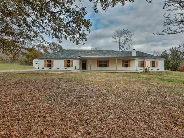 6690 Walsh Rd, Millington, TN 38053