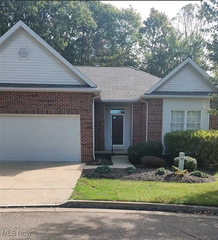 846 Gardenstone Cir photo 1
